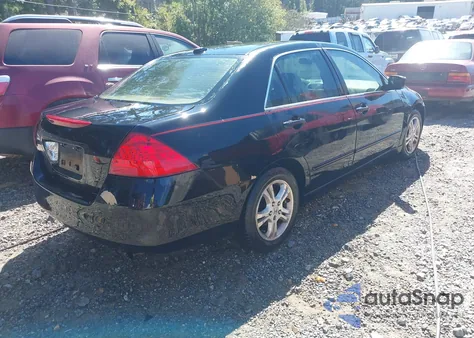 2007 Honda Accord 2.4 Ex z USA, uszkodzony, nr VIN 1HGCM56897A186512